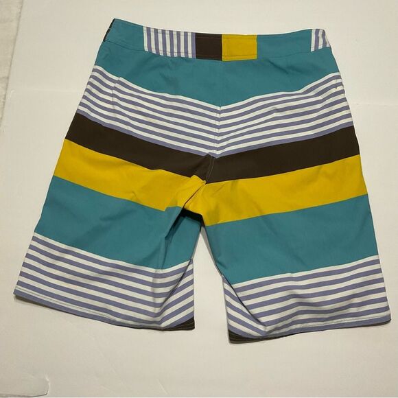 NWT PATAGONIA MENS BOARD SHORTS SIZE 33 - Picture 1 of 12